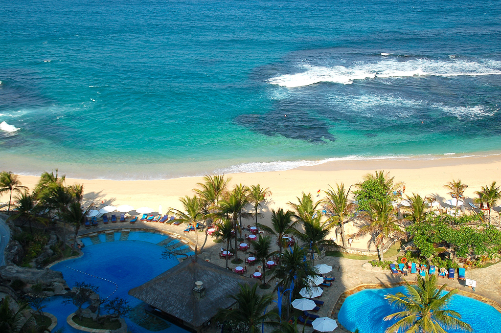 Bali beach view photo by SanMo