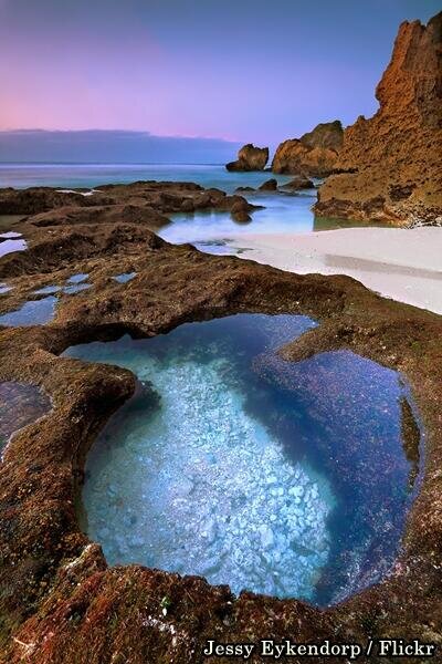 uluwatu low tide