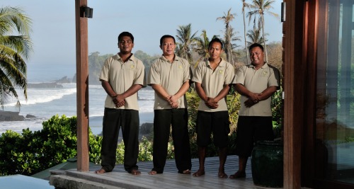 Bulung-Daya-villa-staff