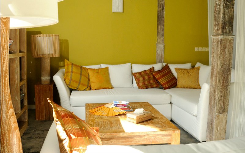 chic_living_room_bali_holiday